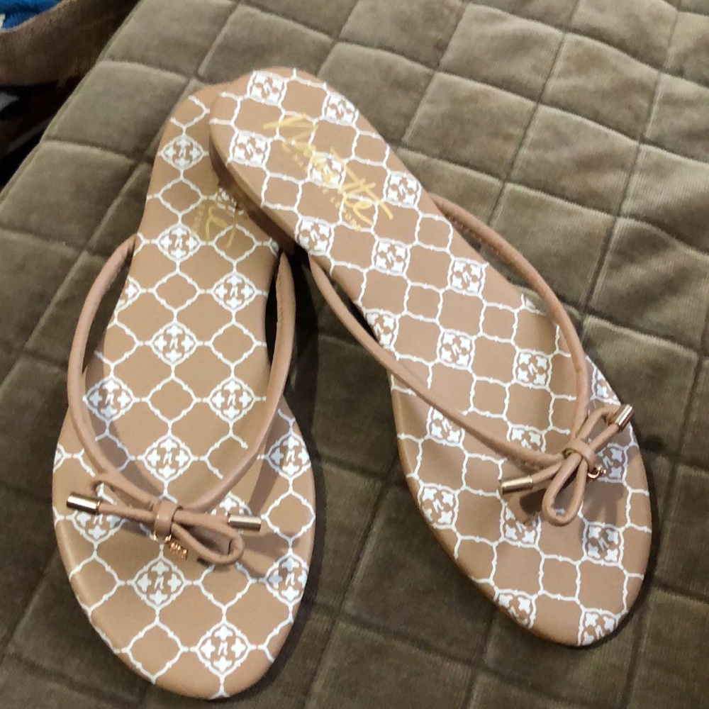 Summer slides/flip flops